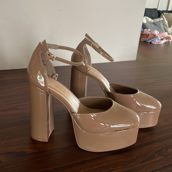 Steve Madden platforms - Picture 3 of 4